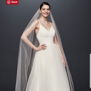 Chapel Length Veil with Pencil Edge, Ivory